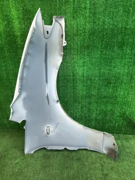КРЫЛО НА MAZDA PREMACY CP8W