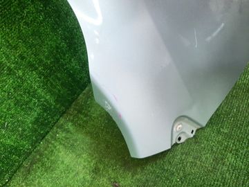 КРЫЛО НА TOYOTA FIELDER NZE141