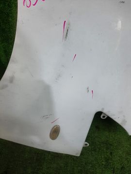 КРЫЛО НА NISSAN NV200 M20