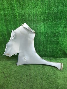 КРЫЛО НА NISSAN NV200 M20