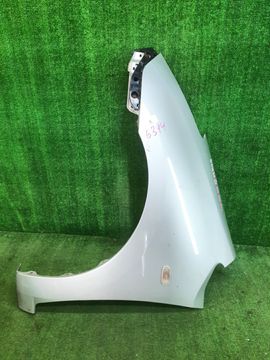КРЫЛО НА TOYOTA PRIUS NHW20
