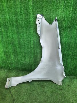 КРЫЛО НА TOYOTA FIELDER NZE121