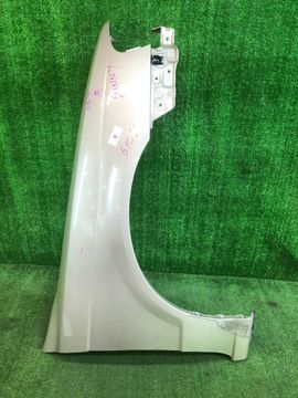 КРЫЛО НА NISSAN SUNNY B15