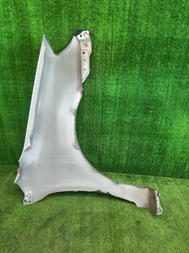 КРЫЛО НА TOYOTA FIELDER NZE121