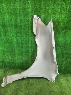 КРЫЛО НА TOYOTA FIELDER NZE121