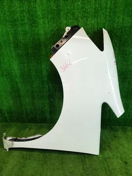 КРЫЛО НА NISSAN SERENA C26