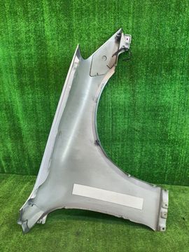 КРЫЛО НА NISSAN SKYLINE V35