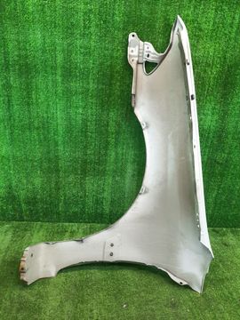 КРЫЛО НА TOYOTA CARINA ST210