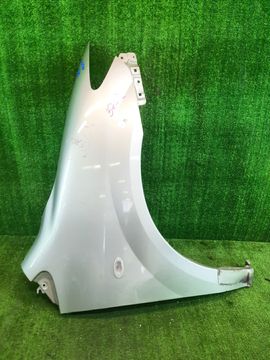 КРЫЛО НА MAZDA MPV LW3W