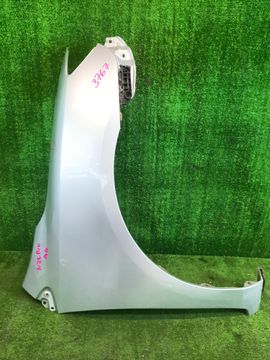 КРЫЛО НА TOYOTA FIELDER NZE141