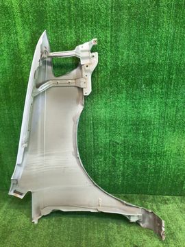 КРЫЛО НА NISSAN BASSARA U30