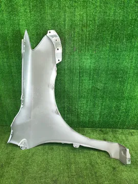КРЫЛО НА TOYOTA FIELDER NZE141
