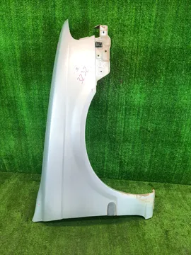 КРЫЛО НА NISSAN SUNNY B15