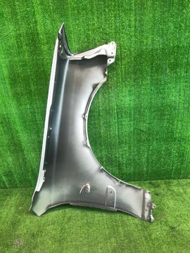 КРЫЛО НА TOYOTA PROGRES JCG10