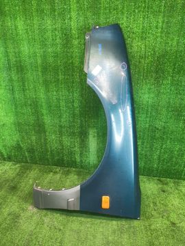 КРЫЛО НА NISSAN AVENIR W10