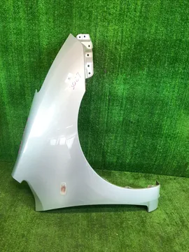 КРЫЛО НА TOYOTA PRIUS NHW20