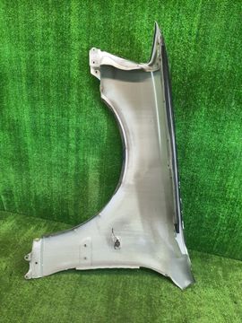 КРЫЛО НА TOYOTA PROGRES JCG10