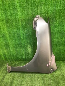 КРЫЛО НА TOYOTA FIELDER NZE141