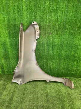 КРЫЛО НА TOYOTA FIELDER NZE141