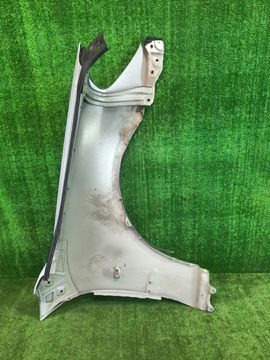 КРЫЛО НА TOYOTA BREVIS JCG10