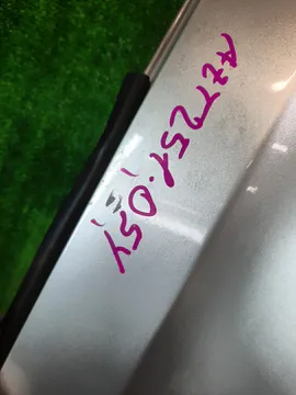 КРЫЛО НА TOYOTA AVENSIS AZT251