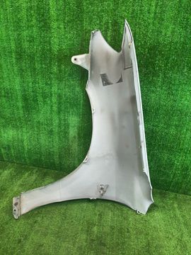 КРЫЛО НА MITSUBISHI AIRTREK CU4W