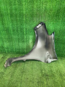 КРЫЛО НА TOYOTA VITZ KSP130