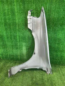 КРЫЛО НА NISSAN SUNNY B15