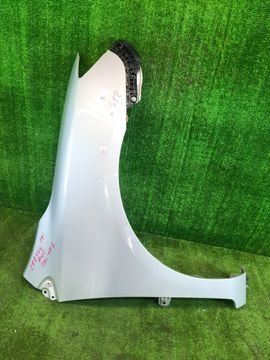 КРЫЛО НА TOYOTA FIELDER NZE141