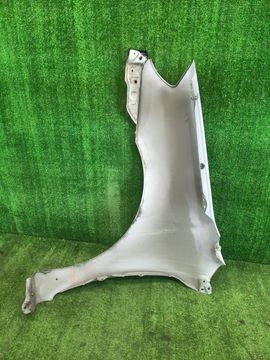 КРЫЛО НА TOYOTA COROLLA NZE121