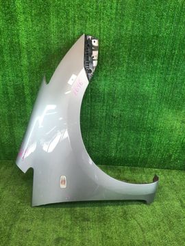 КРЫЛО НА TOYOTA WISH ZNE10