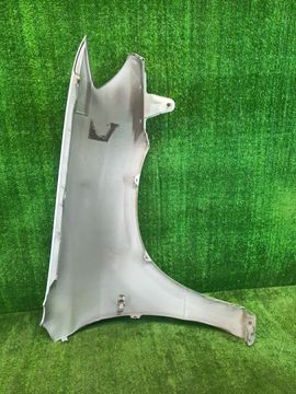 КРЫЛО НА MITSUBISHI AIRTREK CU4W