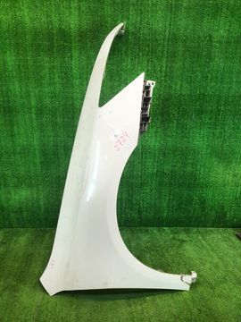 КРЫЛО НА HONDA INSPIRE UC1