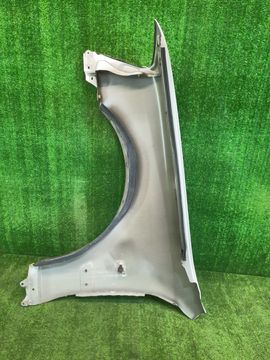 КРЫЛО НА TOYOTA PROGRES JCG10