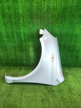 КРЫЛО НА TOYOTA VITZ SCP10