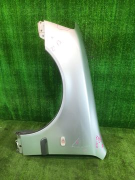 КРЫЛО НА TOYOTA PROGRES JCG10