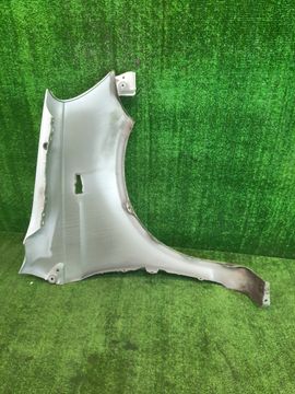 КРЫЛО НА TOYOTA VITZ SCP10