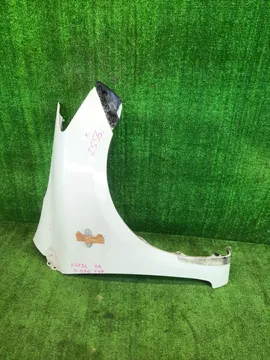 КРЫЛО НА TOYOTA BELTA SCP92