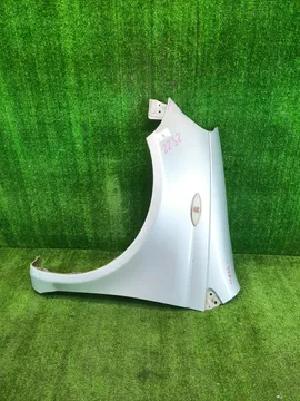КРЫЛО НА TOYOTA VITZ SCP10