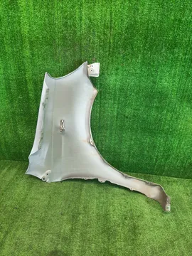 КРЫЛО НА TOYOTA VITZ SCP10