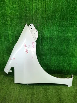 КРЫЛО НА TOYOTA RACTIS NSP120