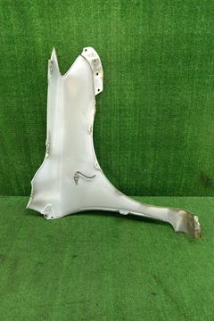 КРЫЛО НА TOYOTA COROLLA FIELDER NZE141G