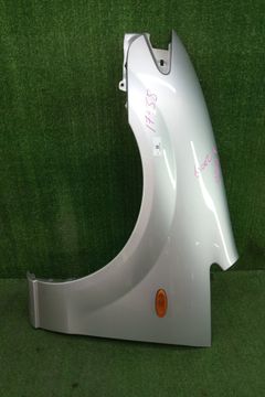 КРЫЛО НА MAZDA PREMACY CP8W