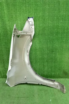 КРЫЛО НА TOYOTA VOLTZ ZZE136