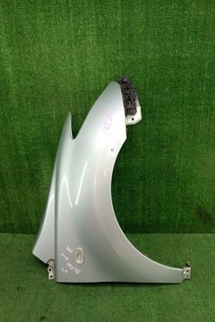 КРЫЛО НА TOYOTA IST NCP60