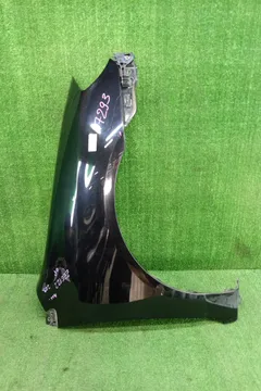 КРЫЛО НА TOYOTA COROLLA FIELDER ZZE122G