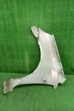 КРЫЛО НА HONDA STREAM RN1