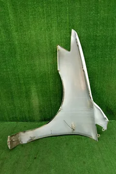 КРЫЛО НА MITSUBISHI CHARIOT GRANDIS N84W