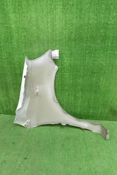 КРЫЛО НА TOYOTA VITZ SCP10