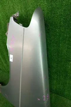 КРЫЛО НА NISSAN CUBE Z10